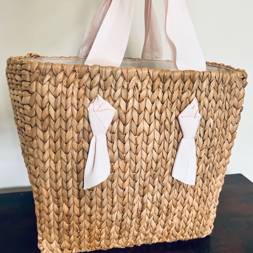 Pamela Munson Large Tote